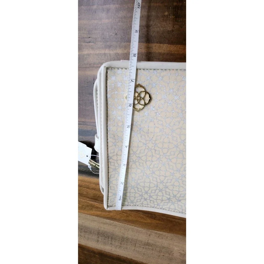 Kendra Scott Zip Away Jewelry Organizer Beige/Gold NWT